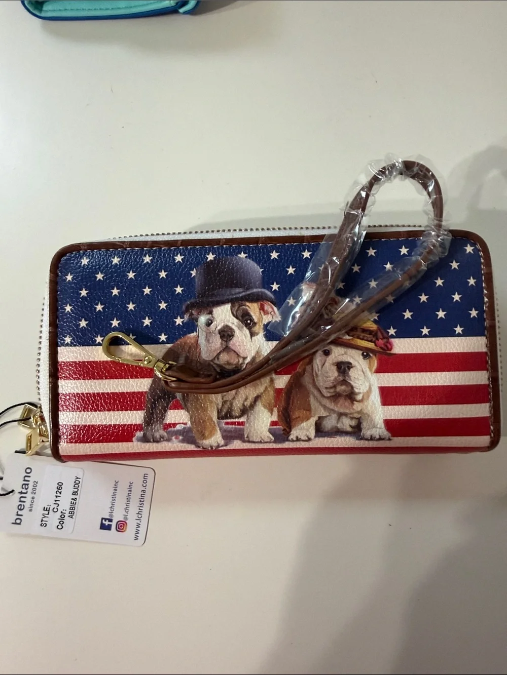 Brentano  Patriotic Bulldog Print Zip Wallet – Red, White & Blue